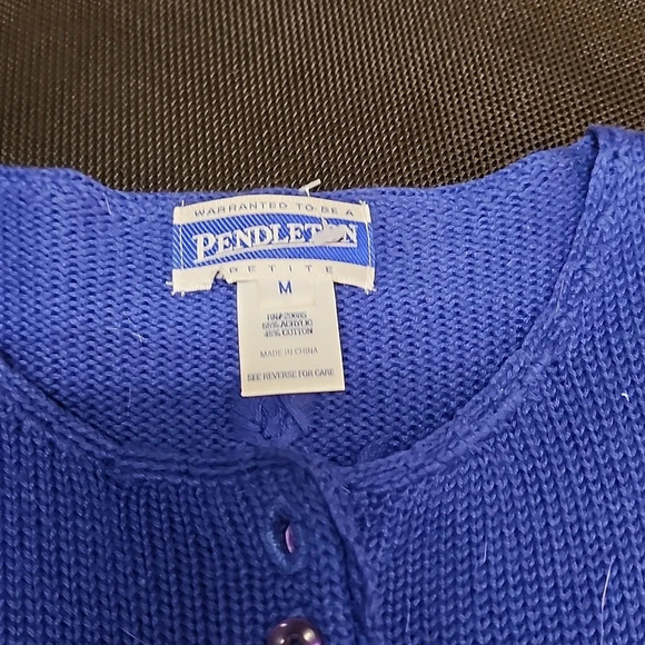 Pendleton button up sweater size medium box#9 - Picture 2 of 2